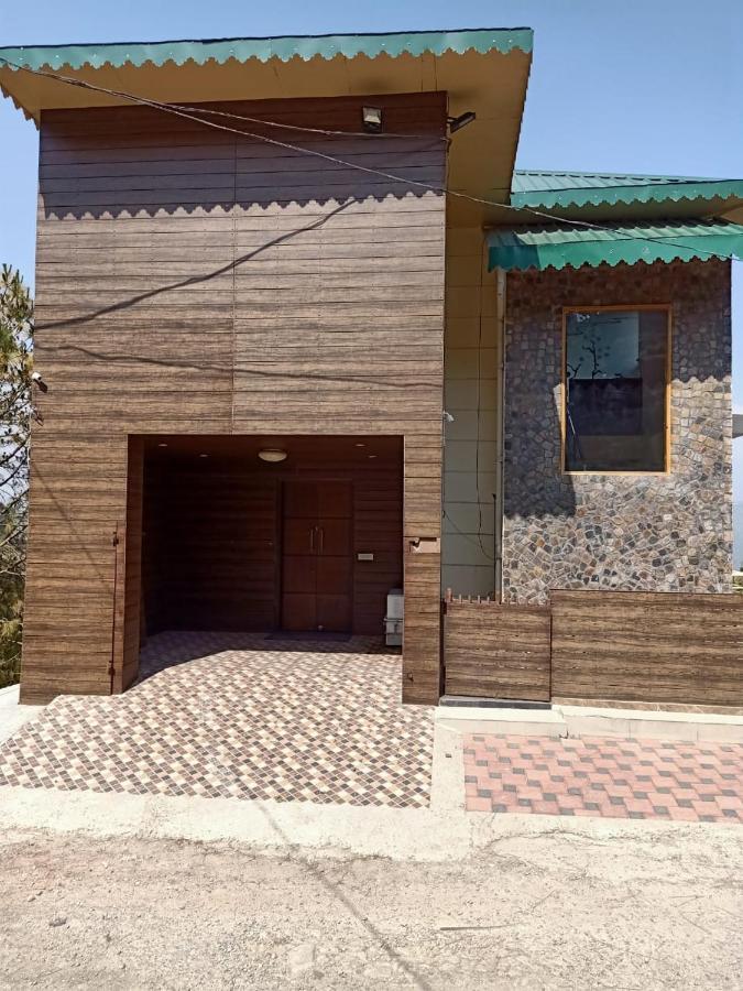 Pine Peak Villa Kasauli Exterior photo