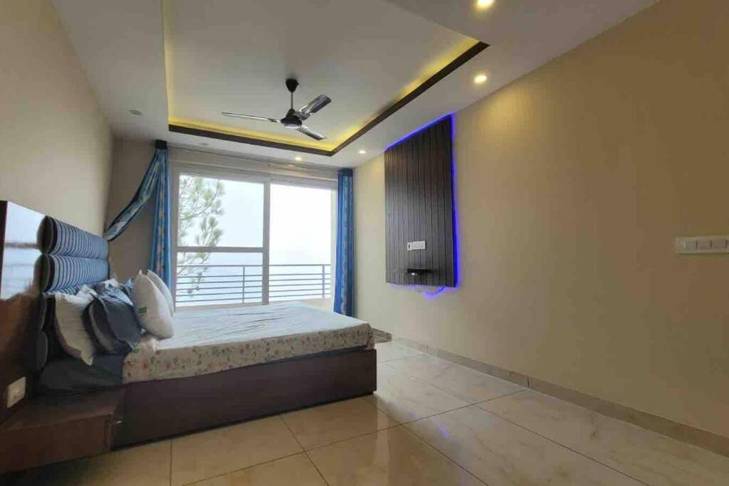 Pine Peak Villa Kasauli Exterior photo